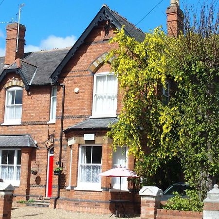 Telford House Bed and Breakfast Milton Keynes Buitenkant foto