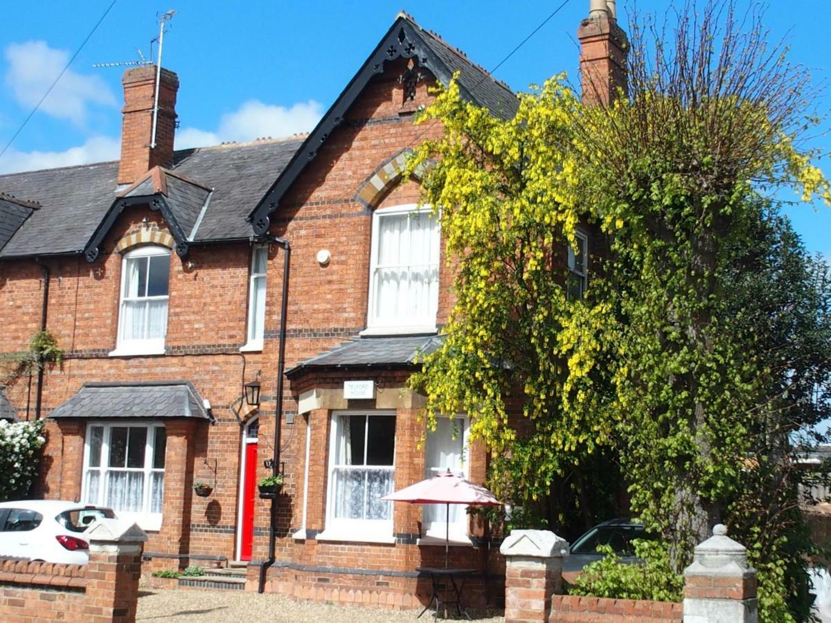 Telford House Bed and Breakfast Milton Keynes Buitenkant foto