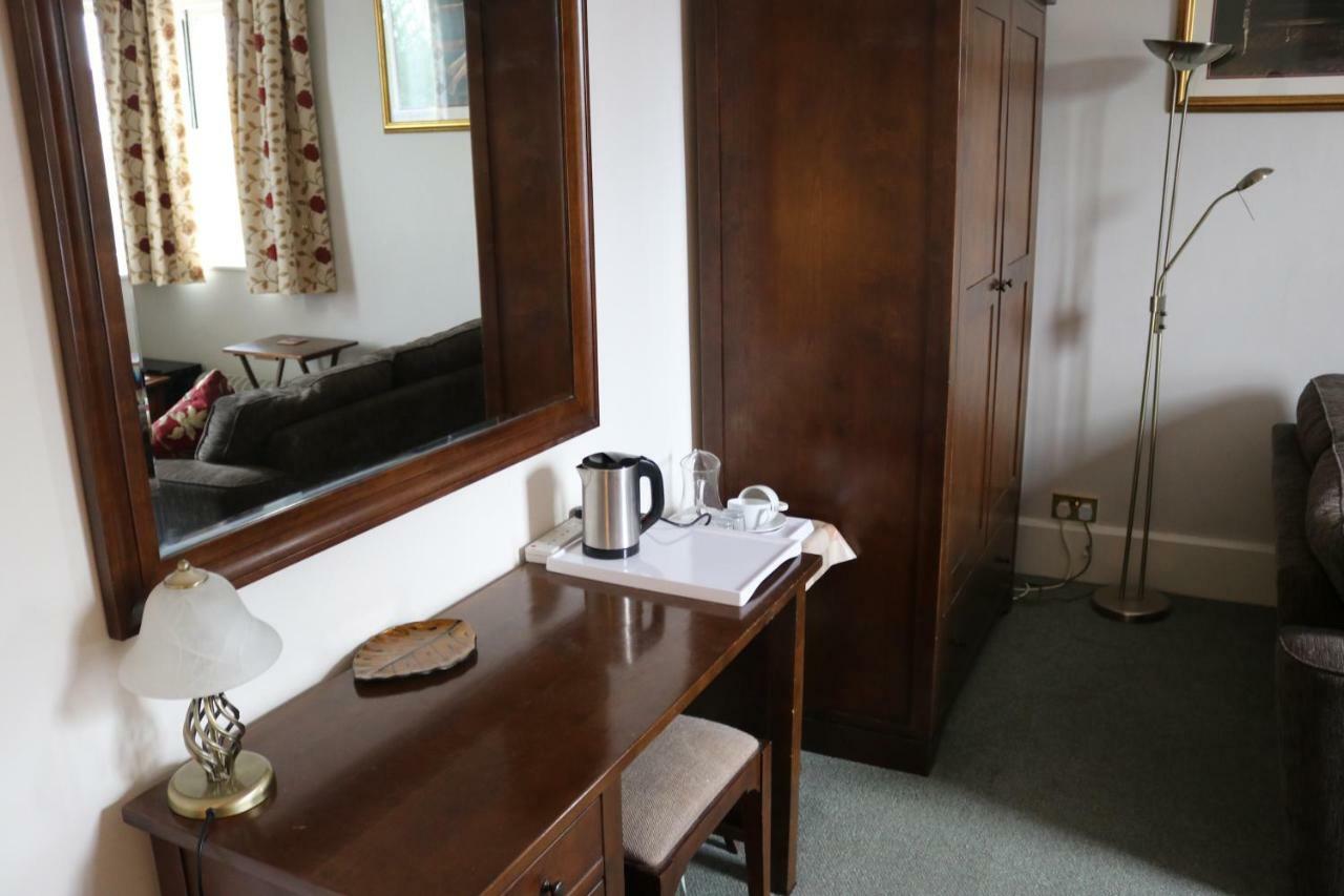 Telford House Bed and Breakfast Milton Keynes Buitenkant foto