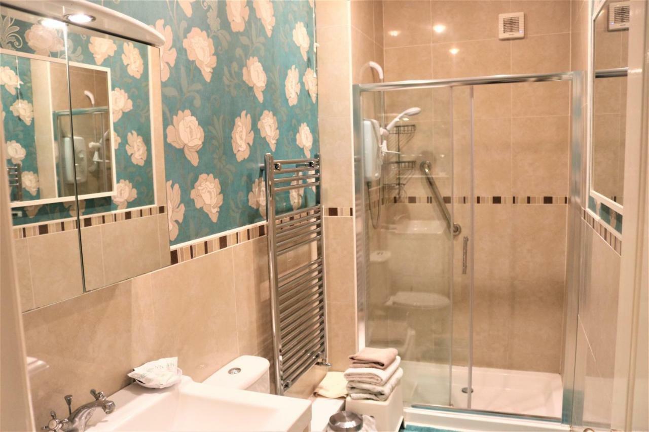 Telford House Bed and Breakfast Milton Keynes Buitenkant foto